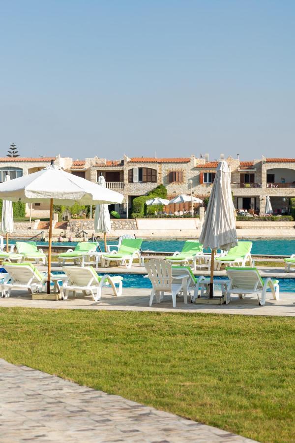 Golden Lake Marina Hotel El Alamein Exterior foto